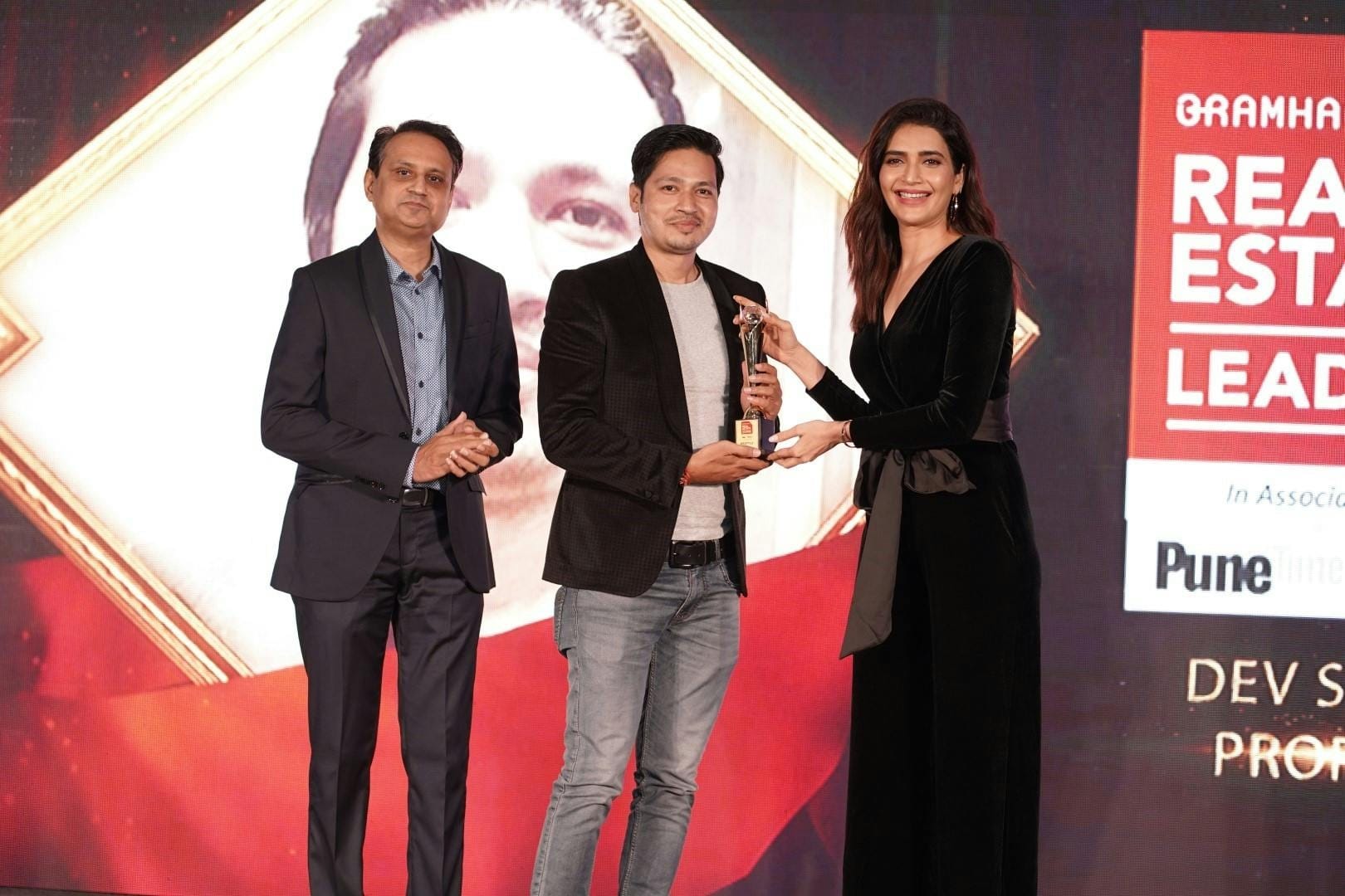 Real Estate Leaders - Award Function image 14