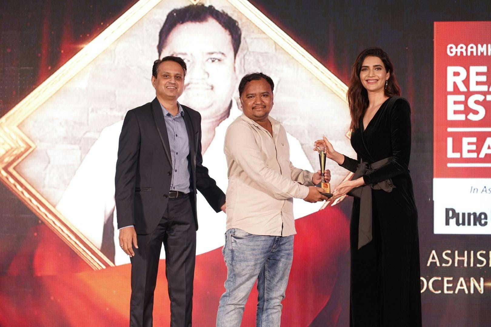 Real Estate Leaders - Award Function image 19