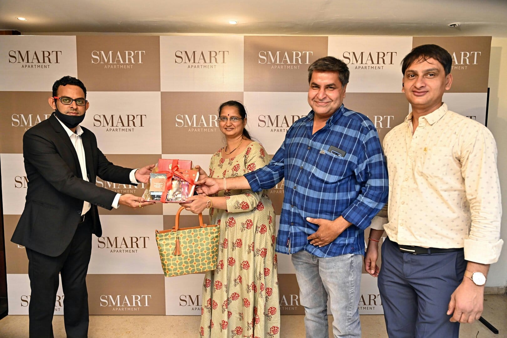 Bramhacorp Smart Lunch image 8